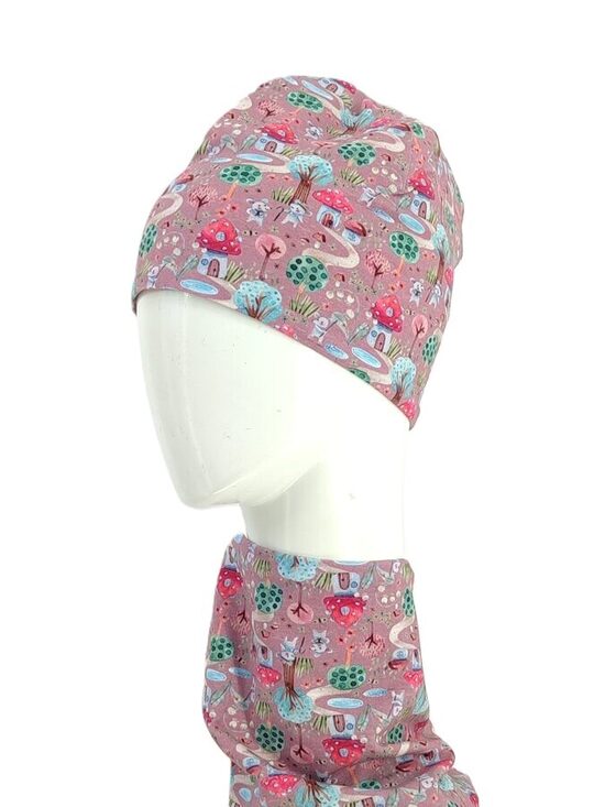 Hat Mushroom house pink