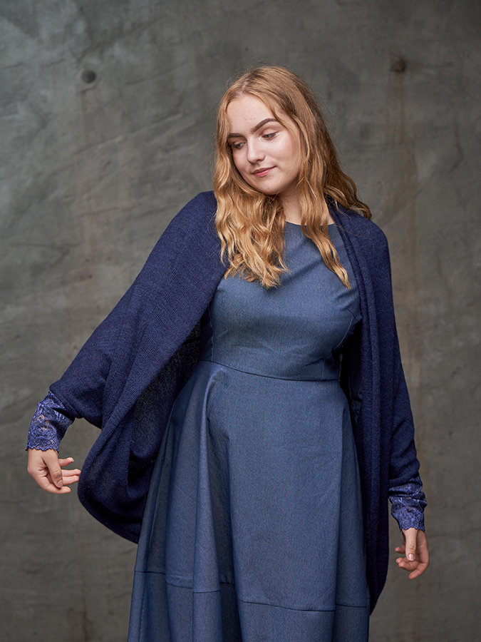 Adīta jaka tumši zila