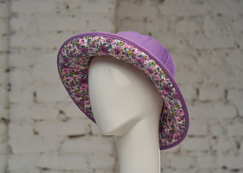 Vasaras platmale violeta