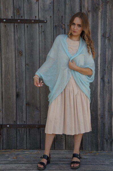 Adīta kidmohēras jaka gaiša tirkīza