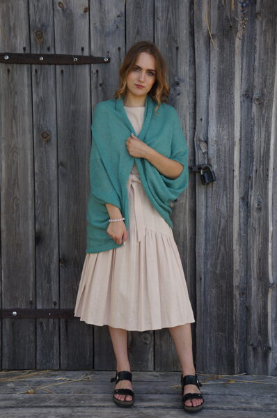 Adīta kidmohēras jaka piparmētru zila