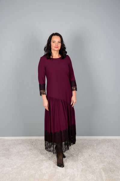 Dress wine red spirit with lace